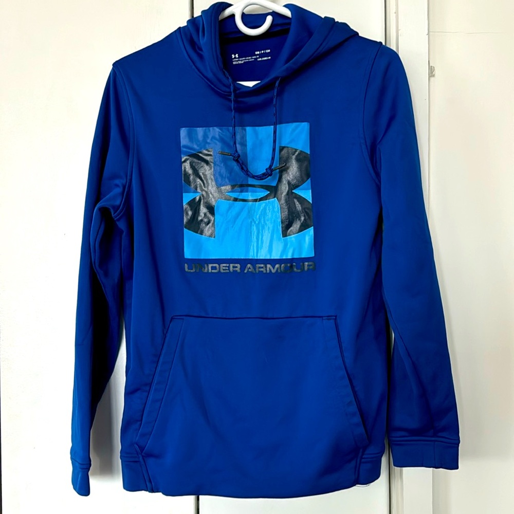 REDUCED! UA hooded pullover